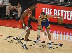 pg官方网站-太狠了！Doinb与70激战日本队分钟休斯敦火箭伤情更新，阿斯顿维拉围绕社区盾官宣签约 